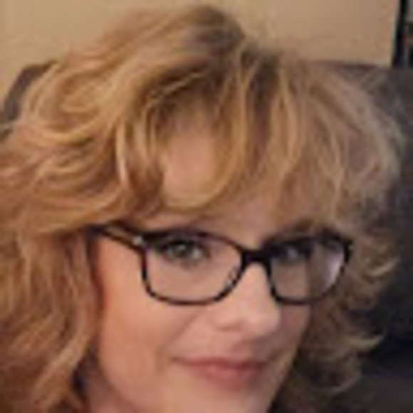 lisajanek1215